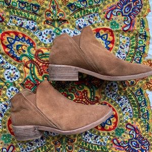 brown dolce bits booties